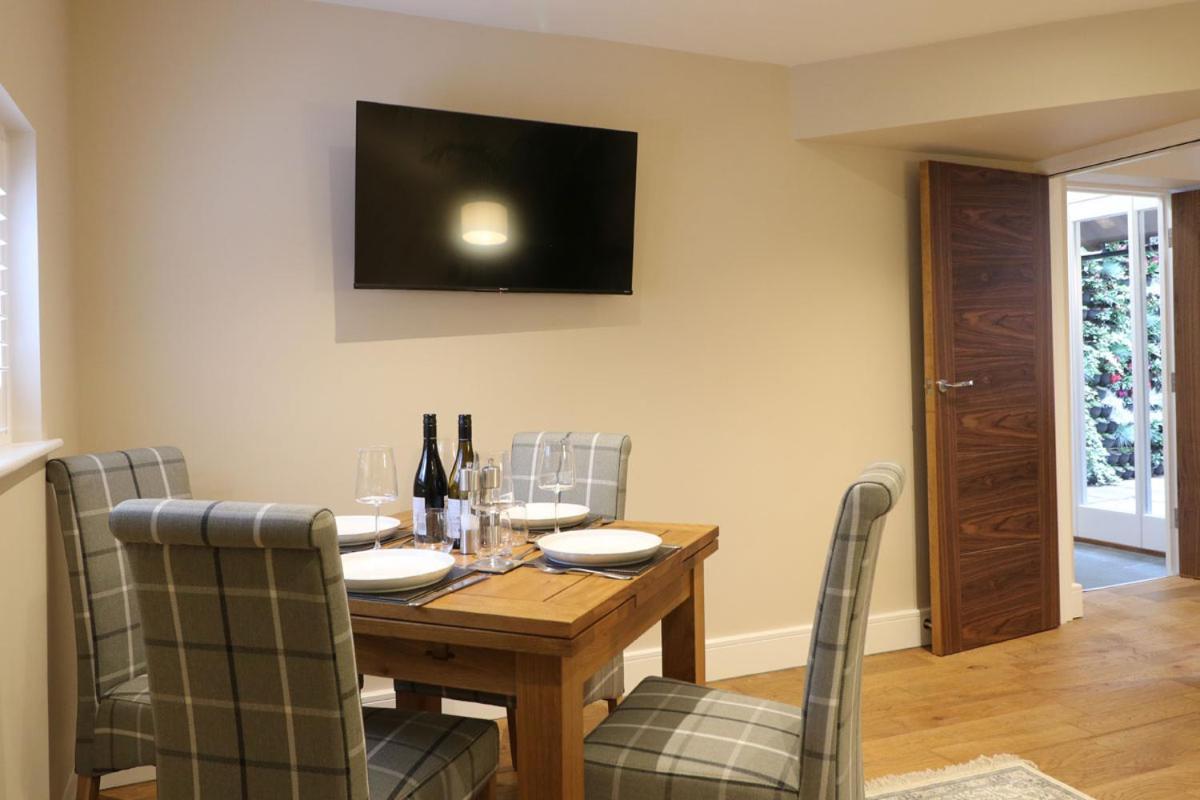 Ashbourne Luxury Suites Eksteriør bilde