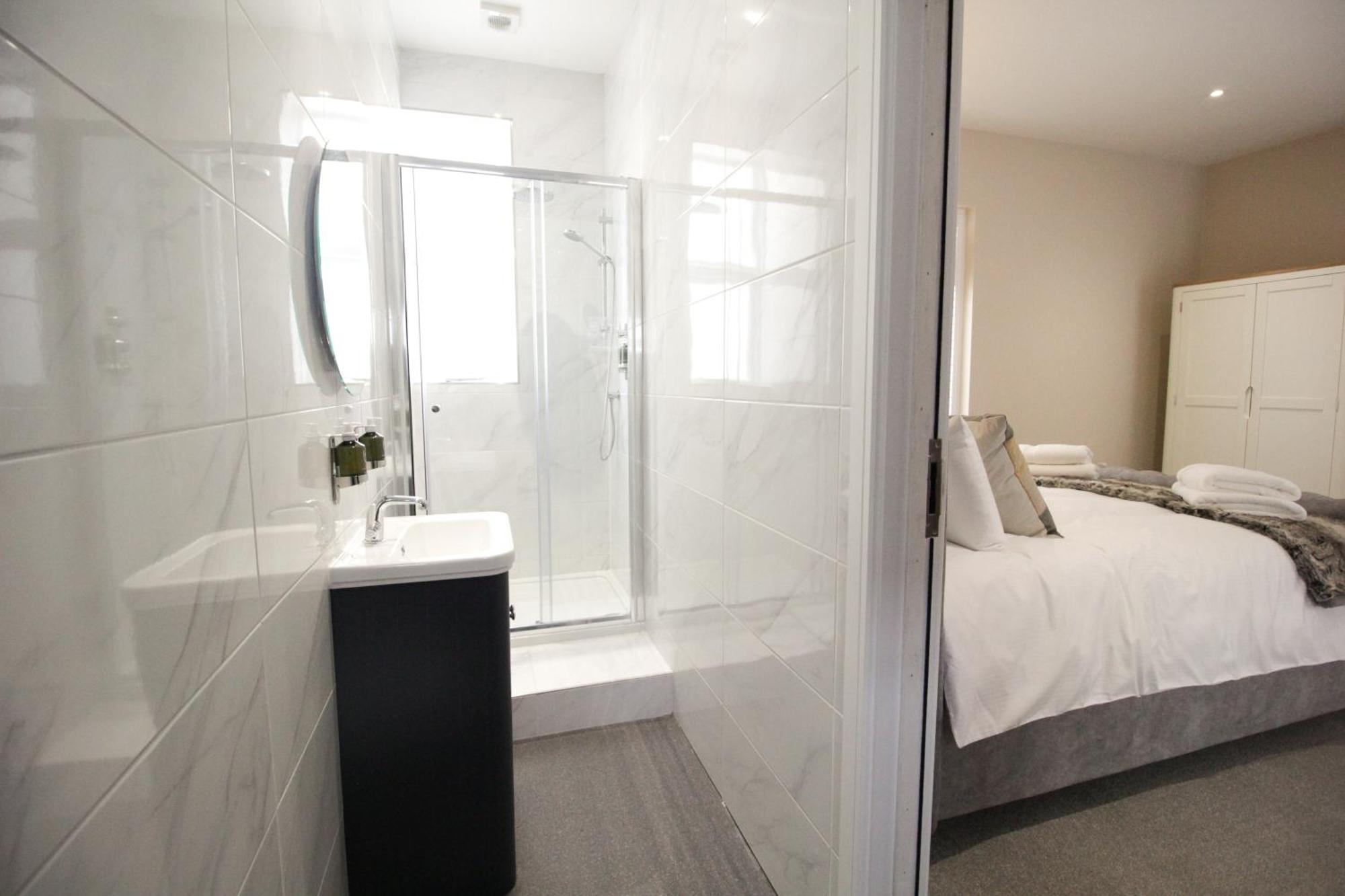 Ashbourne Luxury Suites Eksteriør bilde